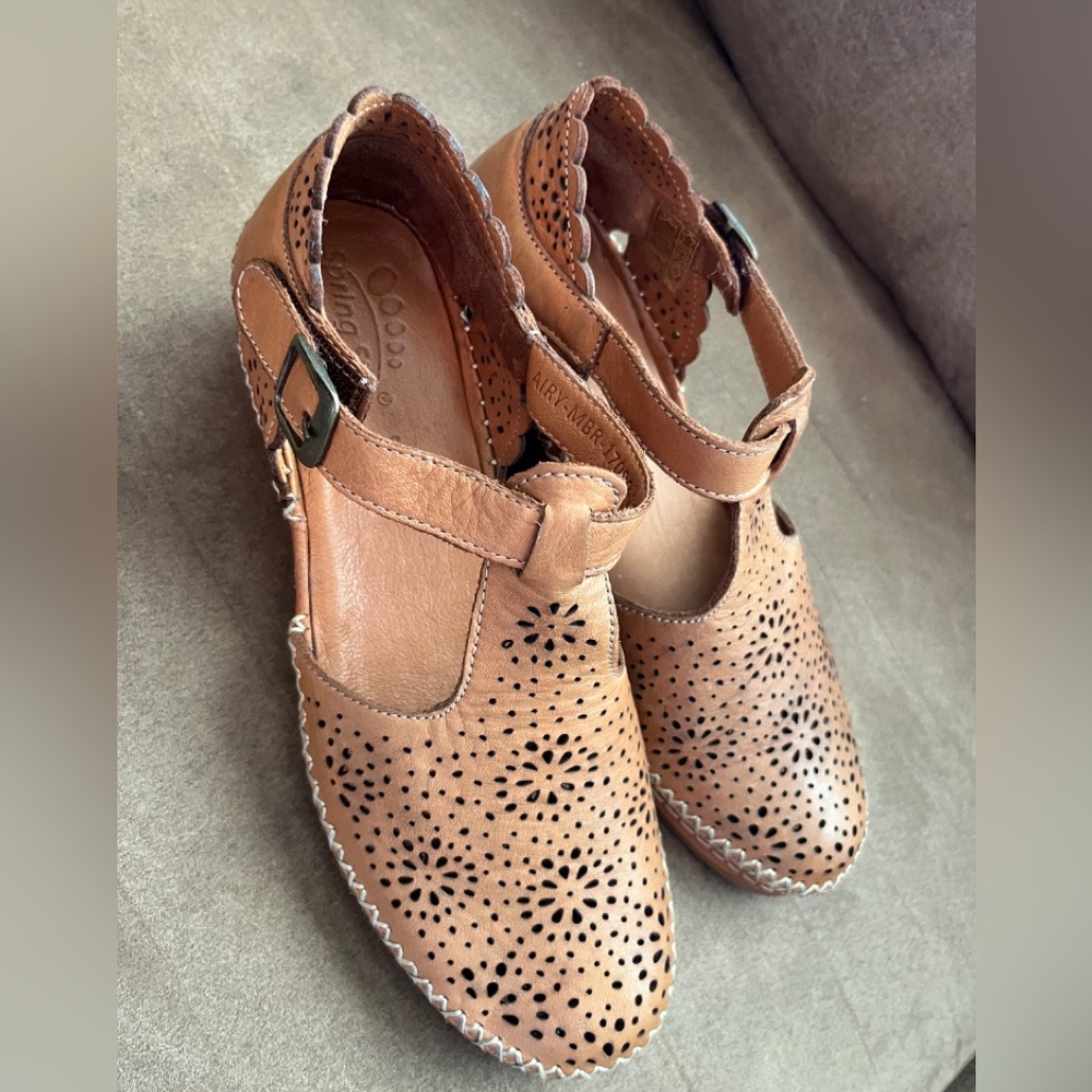 Spring Step Roxela Tan Leather Perforated Mary Jane Heels Size 38